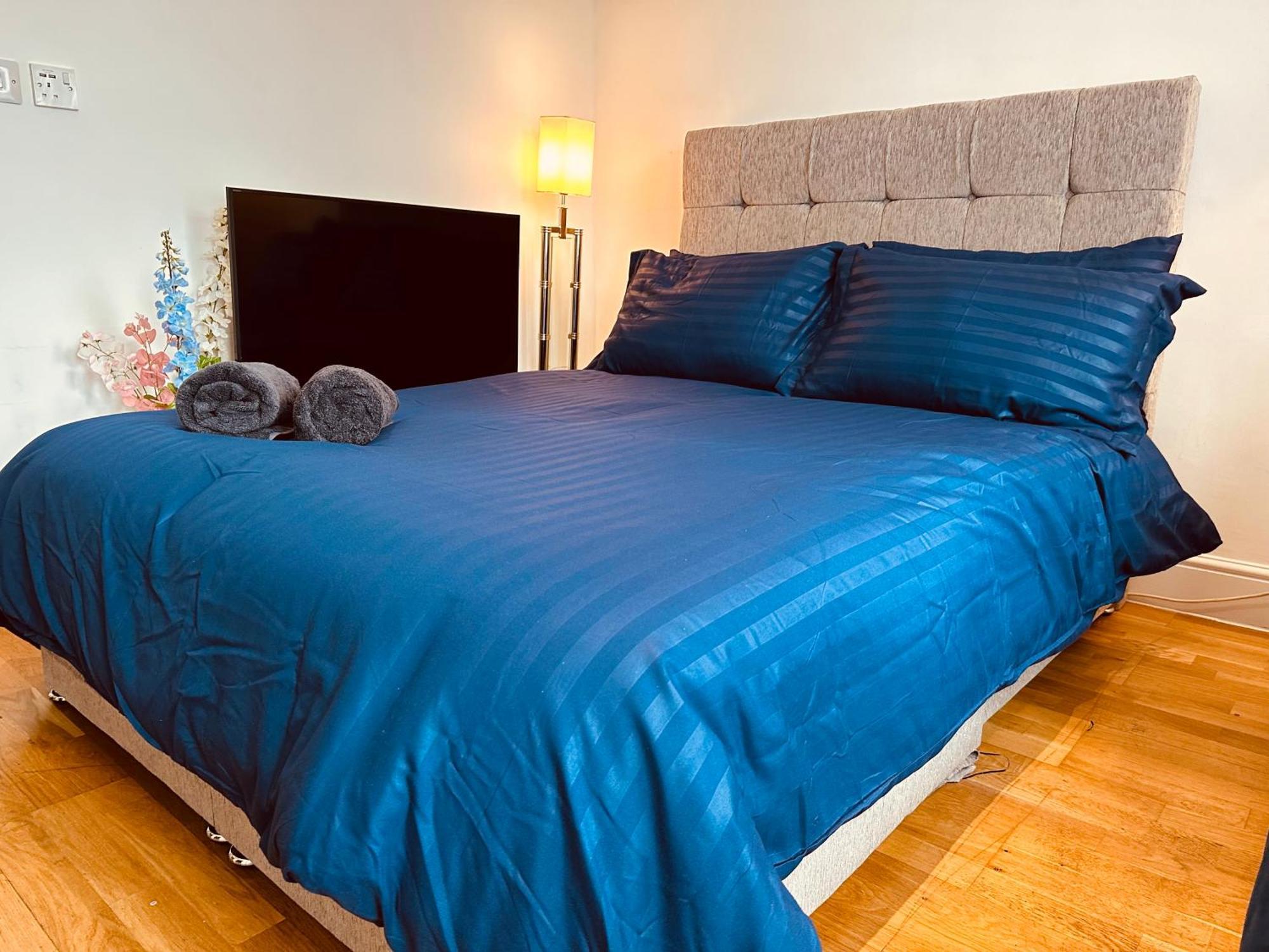 Stunning One Bedroom Studio Flat 伦敦 外观 照片